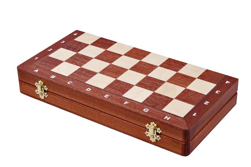 Jeu d'échecs - Tournoi No4