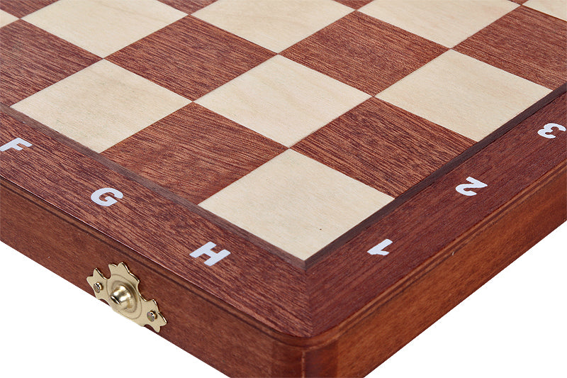 Jeu d'échecs - Tournoi No4