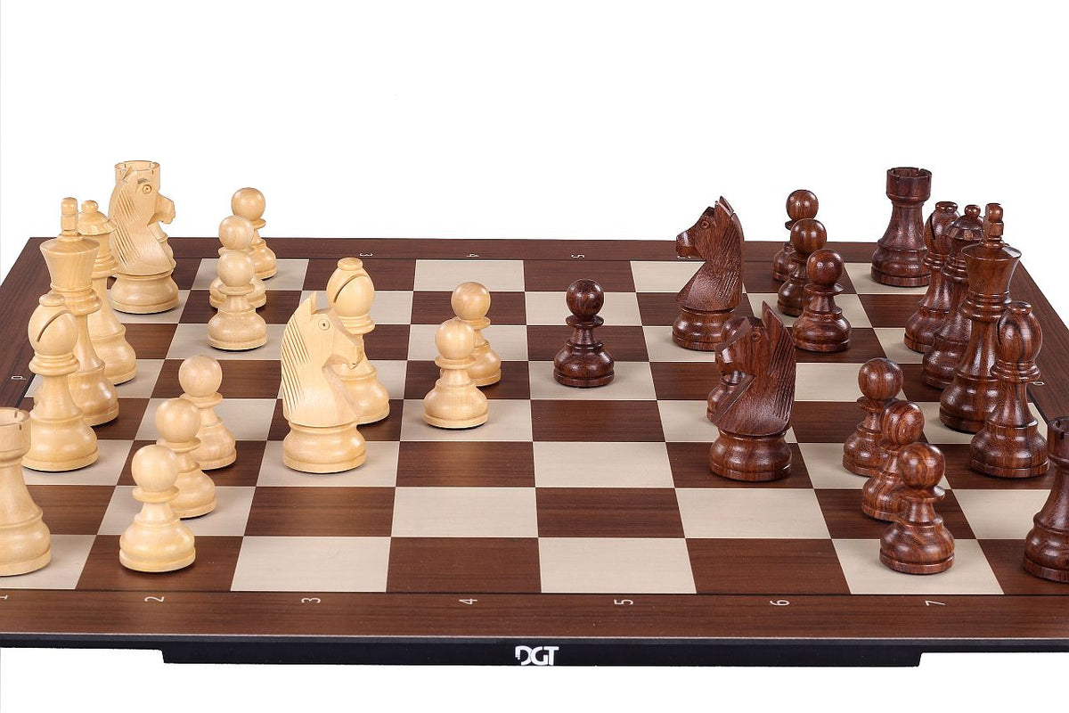 Jeu d'échecs électronique DGT Smart Board + Pièces