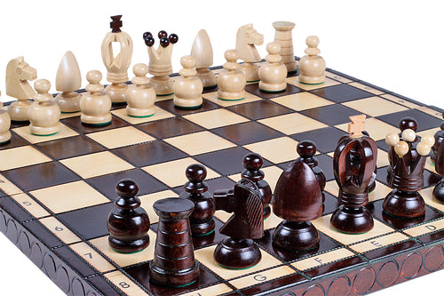 Jeu d'Echecs ROYAL en bois de charme, de grande taille (44 x 44cm) - Ensemble Complet