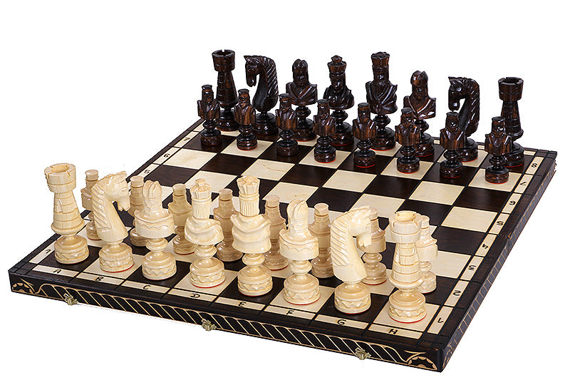 Jeu d'échecs en bois sculpté CESAR LARGE de grande taille  (85 x 85 cm)