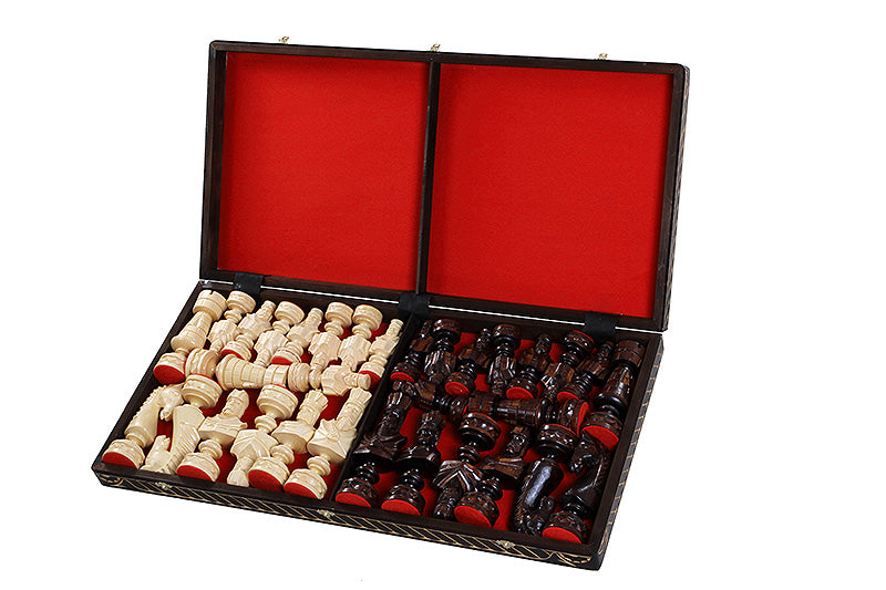 Jeu d'échecs en bois sculpté CESAR LARGE de grande taille  (85 x 85 cm)
