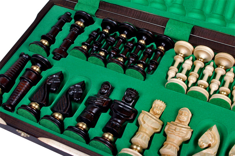 Jeu d'échecs sculpté de grande taille ROYAL LUX  (65 x 65 cm)