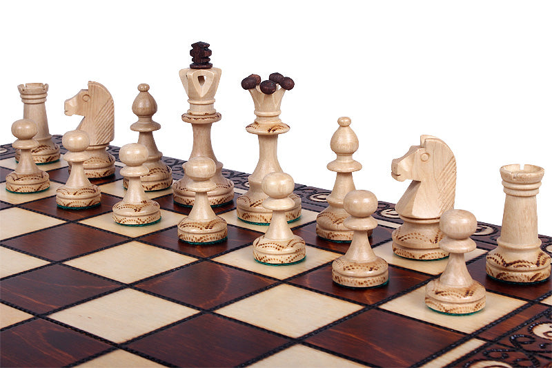 Jeu d'échecs SENATEUR en bois de charme, de taille moyenne (41 x 41cm) - Ensemble Complet